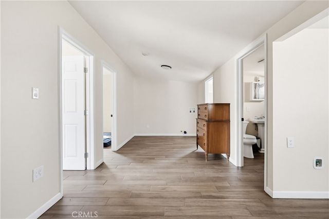 1033 E 57th, Los Angeles, CA 90011