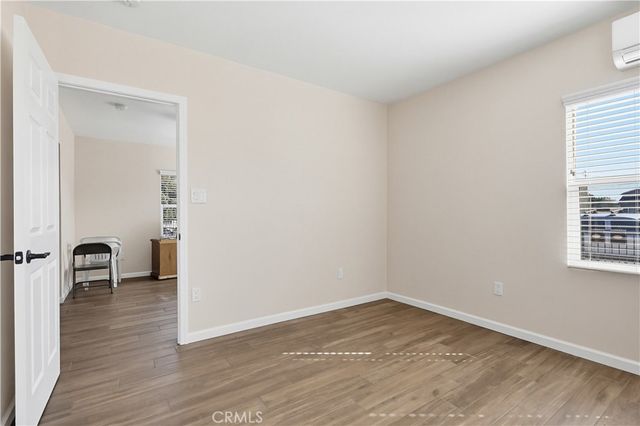 1033 E 57th, Los Angeles, CA 90011