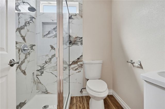 1033 E 57th, Los Angeles, CA 90011