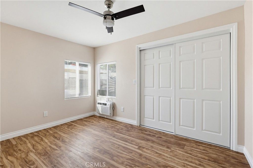 Image 19 of property listing at 1033 E 57th, Los Angeles, CA 90011