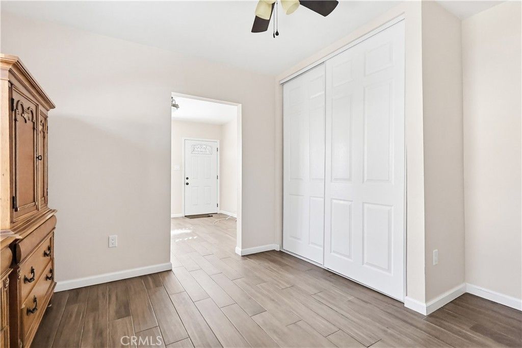 Image 39 of property listing at 1033 E 57th, Los Angeles, CA 90011