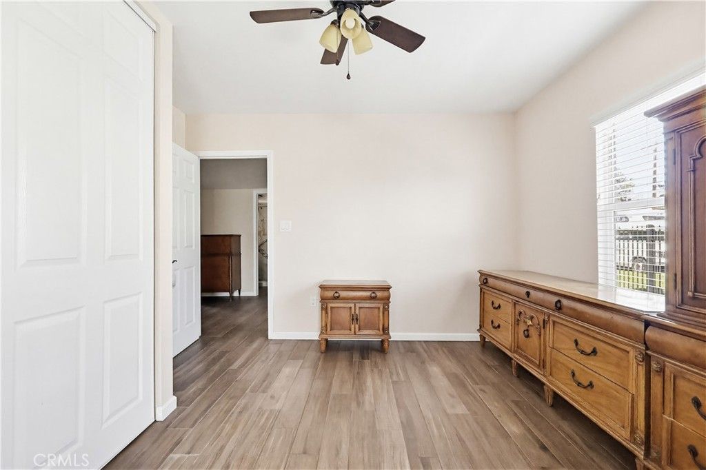 Image 42 of property listing at 1033 E 57th, Los Angeles, CA 90011