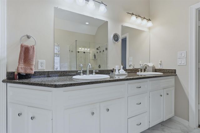 131 Wick Willow Drive, Montgomery, TX 77356