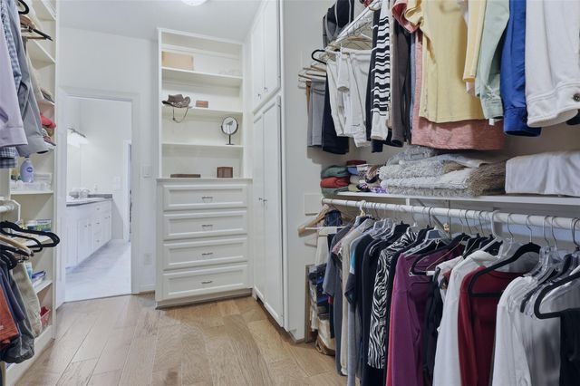 131 Wick Willow Drive, Montgomery, TX 77356