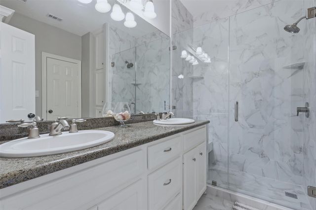 131 Wick Willow Drive, Montgomery, TX 77356