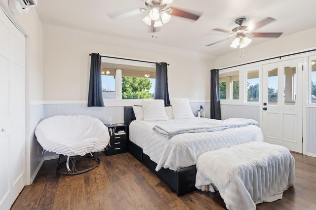 260 E Merritt Avenue, Tulare, CA 93274