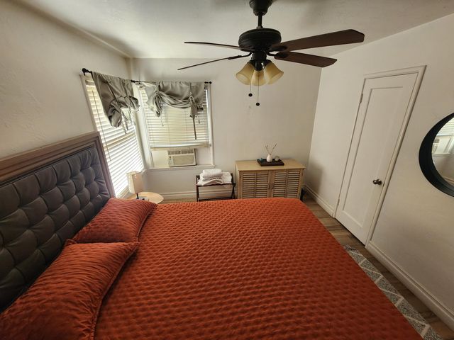 260 E Merritt Avenue, Tulare, CA 93274