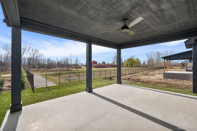 18894 Via Firenze Drive, Macomb Township, MI 48044