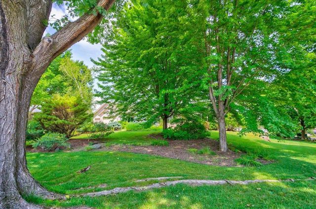 2 Snowflake Court, Madison, WI 53719