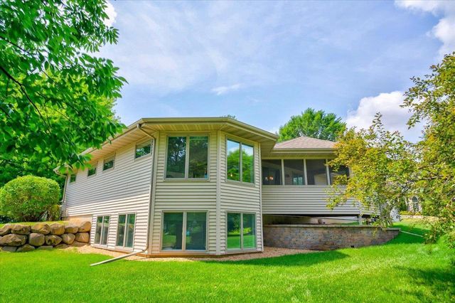 2 Snowflake Court, Madison, WI 53719