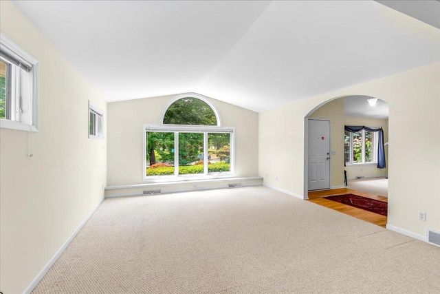 2 Snowflake Court, Madison, WI 53719
