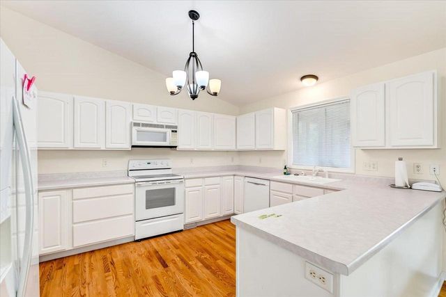 2 Snowflake Court, Madison, WI 53719