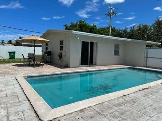 5771 SW 38th Ct 1, Davie, FL 33314