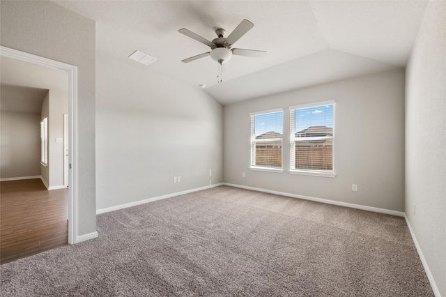 136 Short Toed Swoop, Cedar Creek, TX 78612