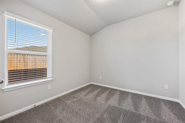 136 Short Toed Swoop, Cedar Creek, TX 78612