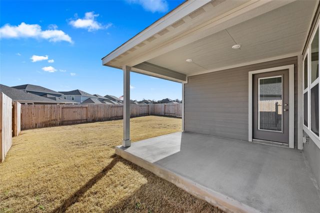 136 Short Toed Swoop, Cedar Creek, TX 78612