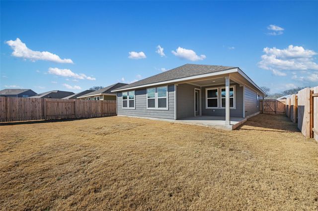 136 Short Toed Swoop, Cedar Creek, TX 78612