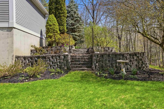 43 Bassett Lane, Newfields, NH 03856