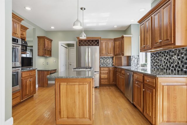 43 Bassett Lane, Newfields, NH 03856