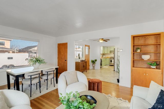 215 4th St, Rodeo, CA 94572