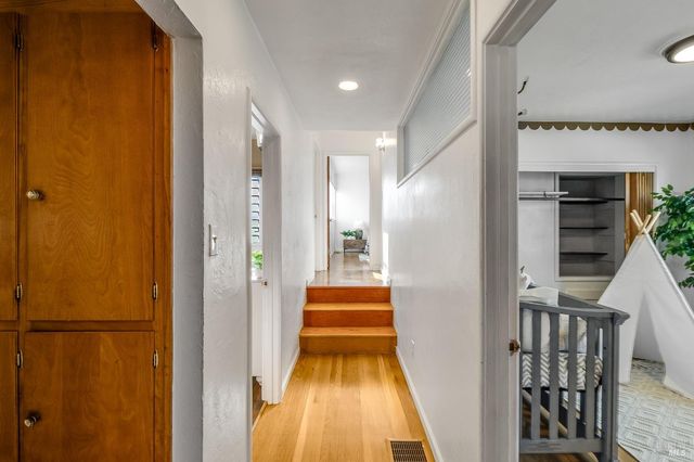 215 4th St, Rodeo, CA 94572