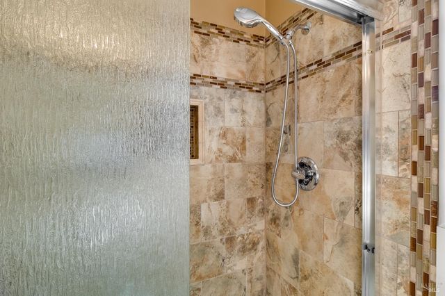 215 4th St, Rodeo, CA 94572