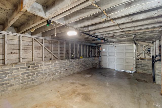 215 4th St, Rodeo, CA 94572