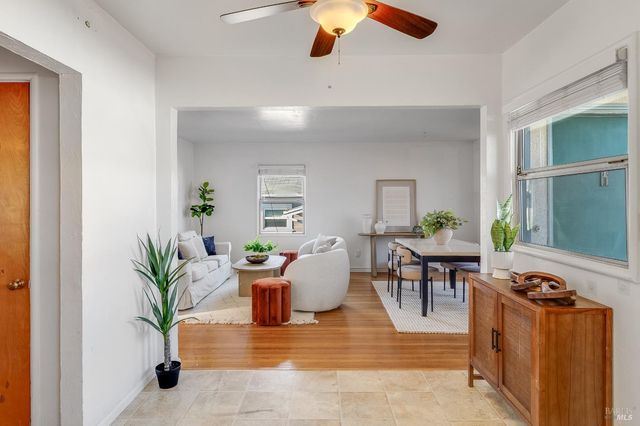 215 4th St, Rodeo, CA 94572