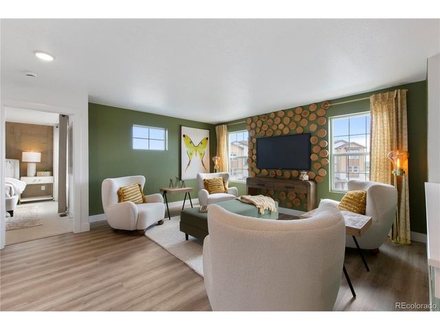 24200 E 54th Pl, Aurora, CO 80019