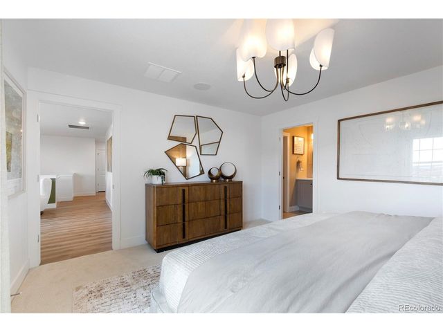 24200 E 54th Pl, Aurora, CO 80019