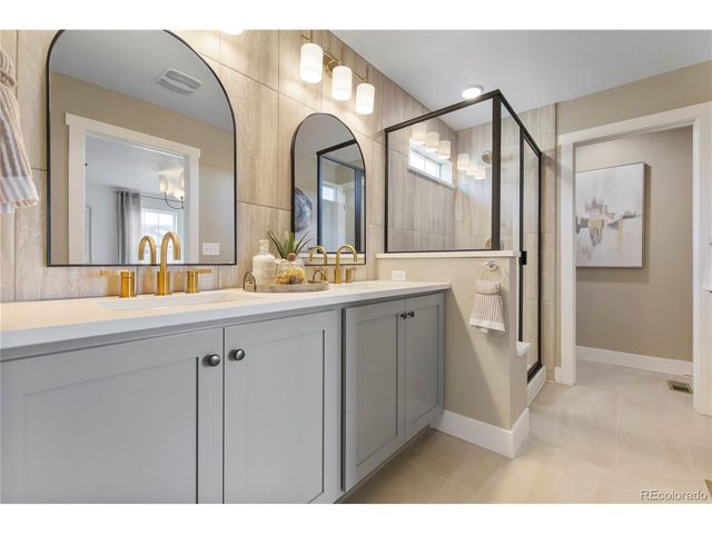 24200 E 54th Pl, Aurora, CO 80019