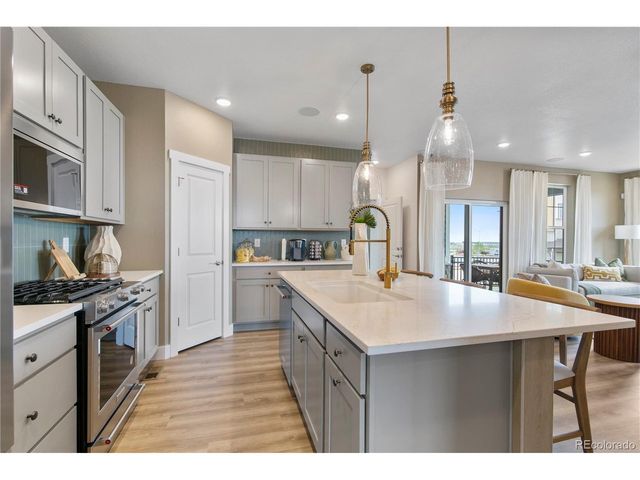 24200 E 54th Pl, Aurora, CO 80019