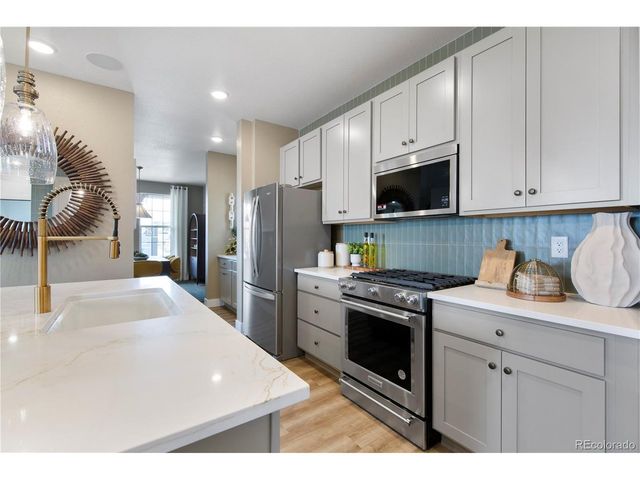 24200 E 54th Pl, Aurora, CO 80019