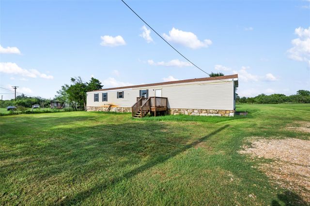 277 Plum ST, Bastrop, TX 78602