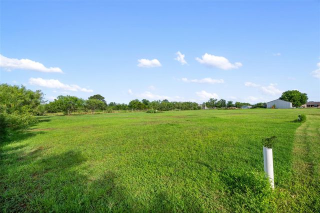 277 Plum ST, Bastrop, TX 78602