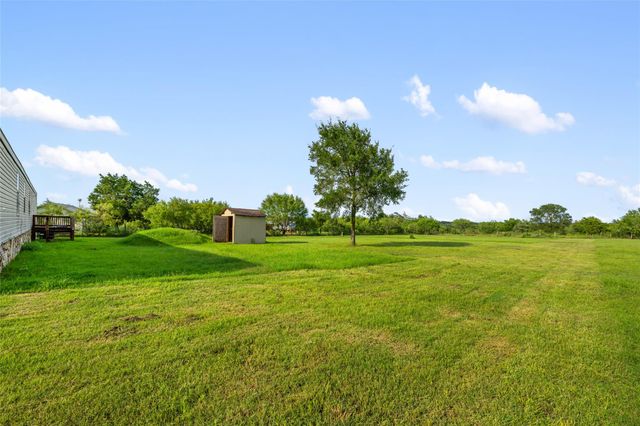 277 Plum ST, Bastrop, TX 78602
