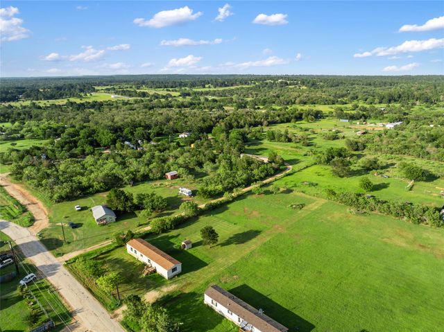 277 Plum ST, Bastrop, TX 78602