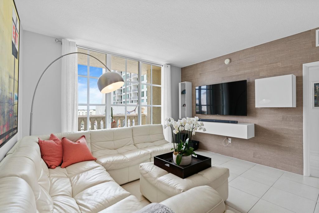 410 Evernia Street 502, West Palm Beach, FL 33401