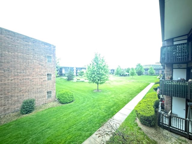 1424 Woodbridge Road 2A, Joliet, IL 60436