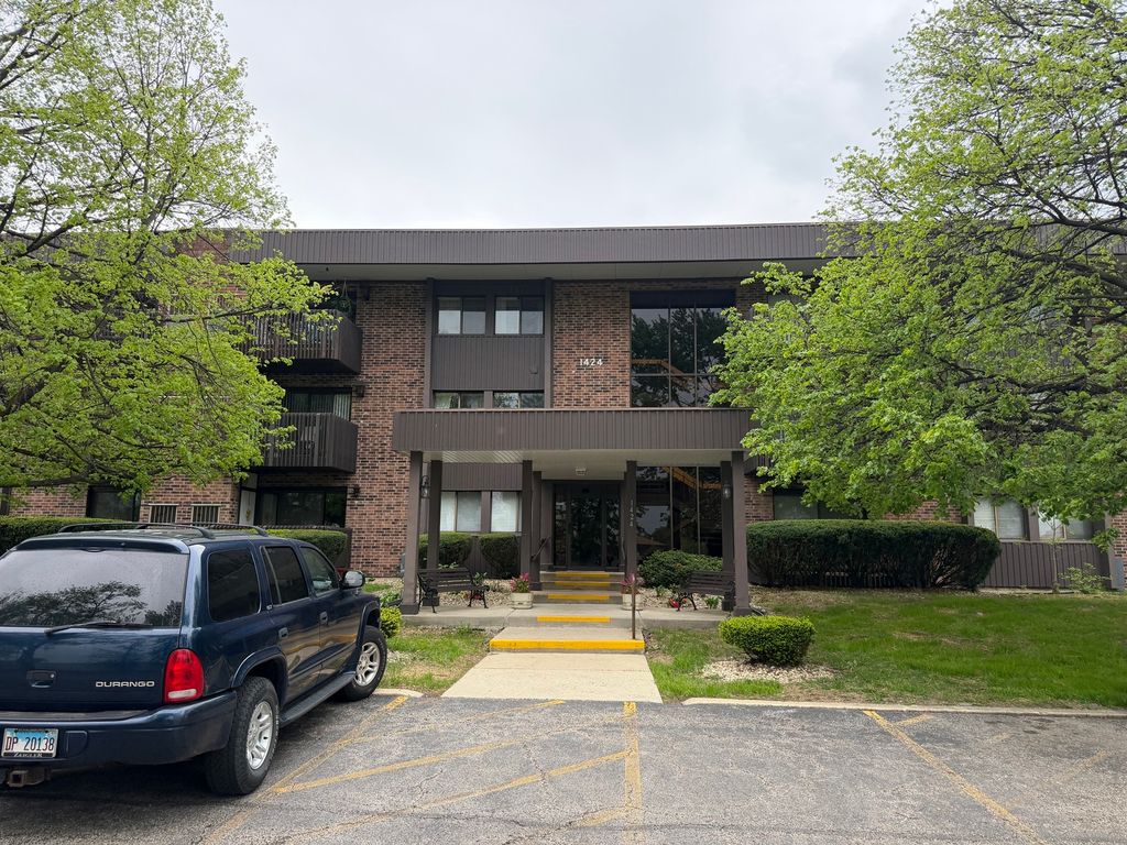1424 Woodbridge Road 2A, Joliet, IL 60436