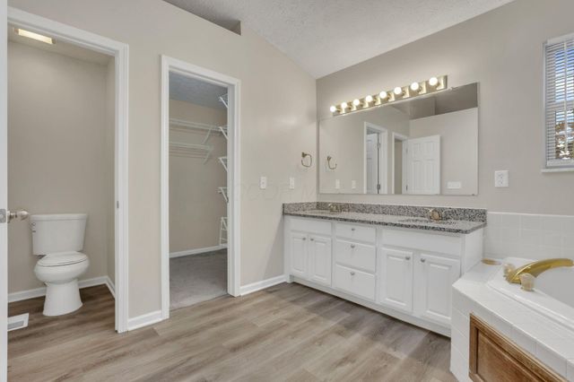 4107 Pathfield Drive, Columbus, OH 43230