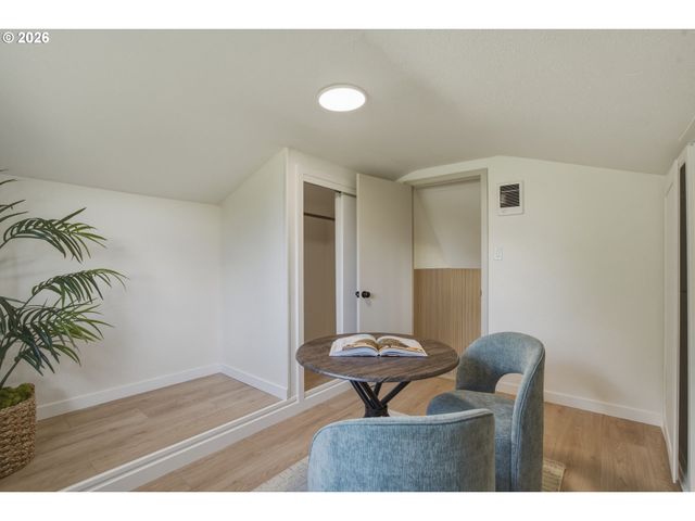 3455 POTTER St, Eugene, OR 97405