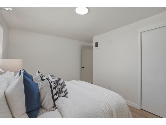 3455 POTTER St, Eugene, OR 97405
