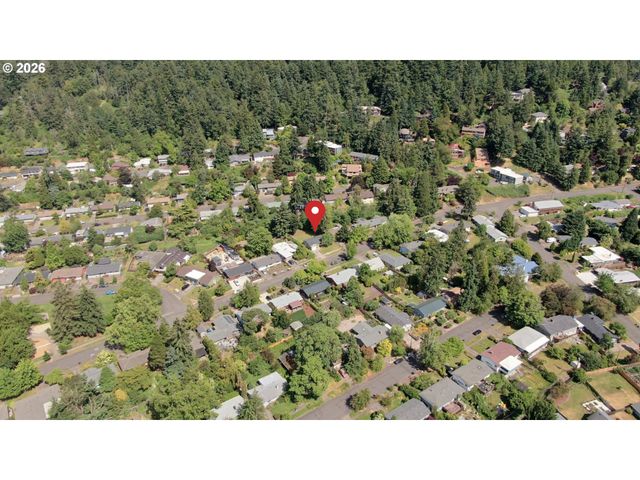 3455 POTTER St, Eugene, OR 97405