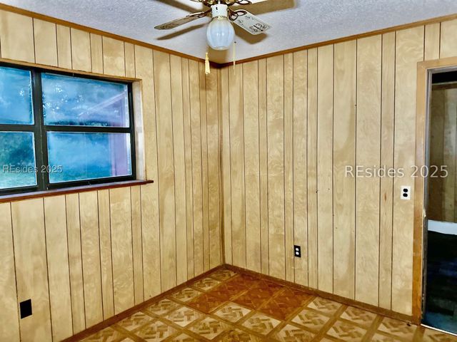 3980 Walterboro Hwy, Varnville, SC 29944