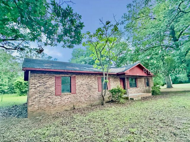 3980 Walterboro Hwy, Varnville, SC 29944