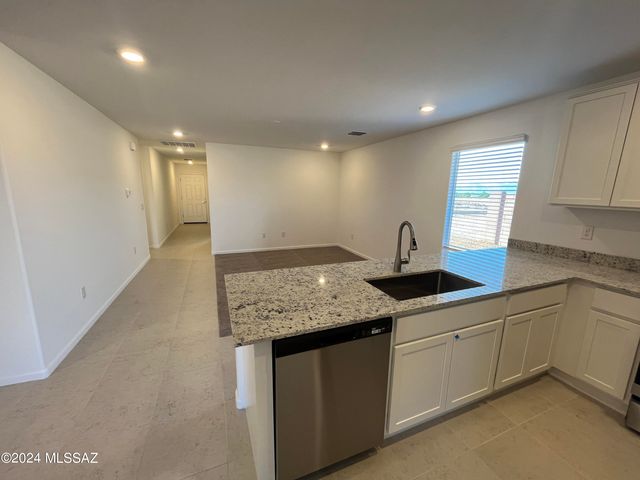 8341 S Clara Roberts Way, Vail, AZ 85641