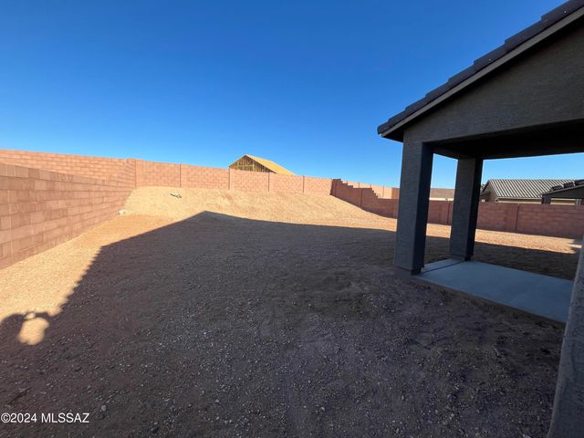 8341 S Clara Roberts Way, Vail, AZ 85641