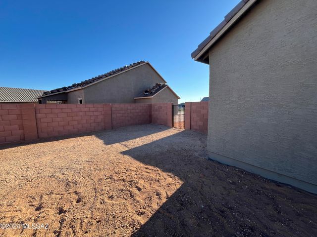 8341 S Clara Roberts Way, Vail, AZ 85641