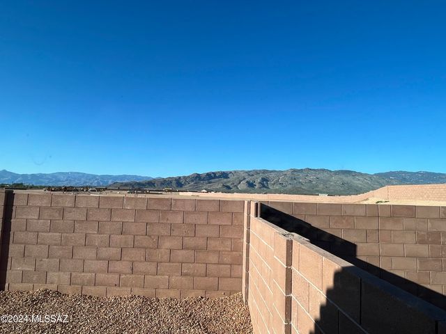 8341 S Clara Roberts Way, Vail, AZ 85641